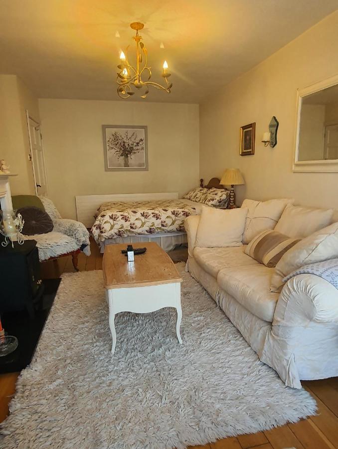 124 ,Castlelawn Heights, Headford Road Galway Homestay Dış mekan fotoğraf