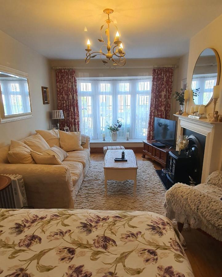 124 ,Castlelawn Heights, Headford Road Galway Homestay Dış mekan fotoğraf